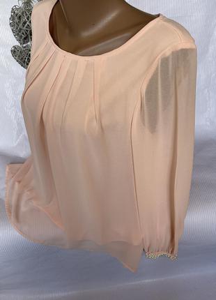 Роскошная нежная блуза , на рукавах жемчуг2 фото