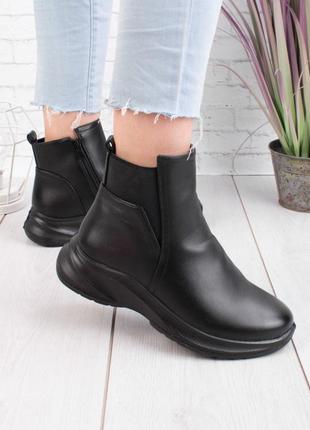 Стильные черные осенние деми ботинки короткие модные1 фото