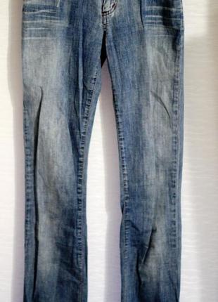 Джинсы клеш