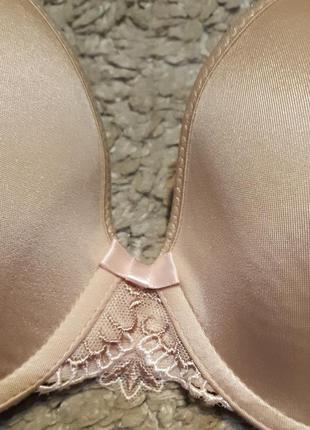 Оригинал.элитный,фирменный,гладкий бюстгальтер с мягкой чашкой chantelle