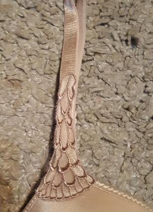 Оригинал.элитный,фирменный,гладкий бюстгальтер с мягкой чашкой chantelle