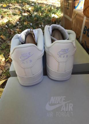 Жіночі кросівки nike air force white 1 075 фото