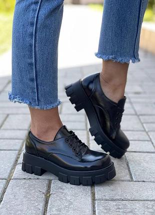 Броги натуральный лак