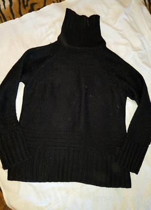 Свитер шерстяной с горлышком