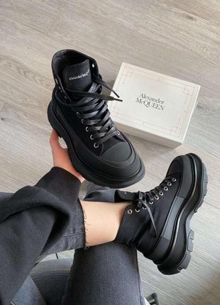 Кеди жіночі alexander mcqueen tread slick black5 фото