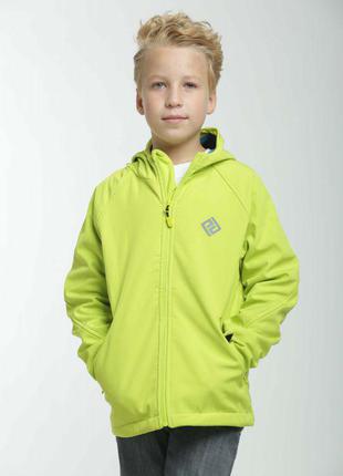 Демісезонна куртка яскрава софтшел на зростання 134-146 чехія