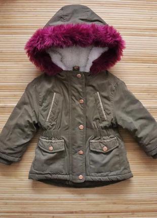 Стильна брендова курточка парка з яскравим хутром на капюшоні 🦄