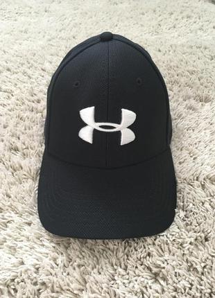 Бейсболка under armour