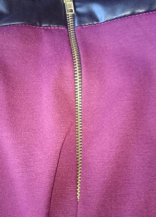 Шикарная брендовая юбка-клеш boohoo, плотная, с кожаным декором размер 50/528 фото