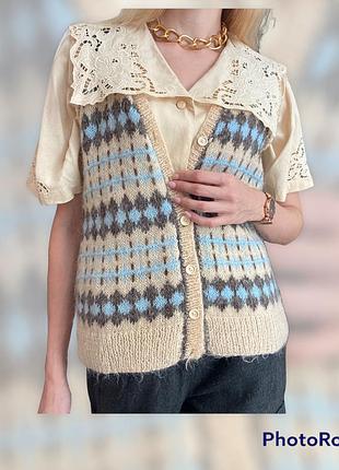 Мохер. тёплая жилетка ручная вязка