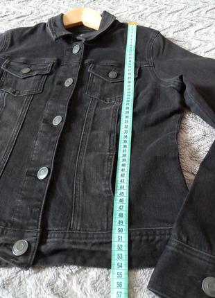 Короткая джинсовая куртка из темного денима от kiabi (франция), размер указан 40 (m)7 фото