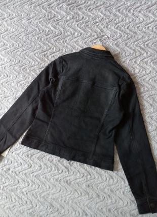Короткая джинсовая куртка из темного денима от kiabi (франция), размер указан 40 (m)2 фото