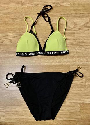 Яркий фирменный купальник beach vibes,твердые чашки