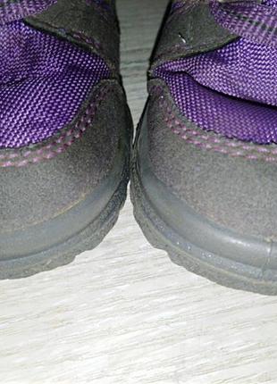 Класні зимові черевики на дівчинку superfit 4