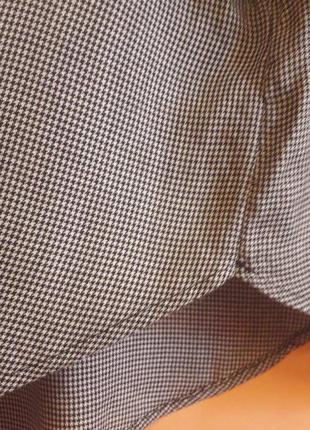 Супер блуза в гусиную лапку и с вышивкой на рукавах4 фото