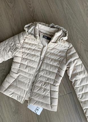 Куртка демісезонна
