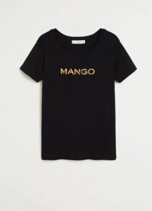 Черная футболка с надписью  mango свежая коллекция1 фото