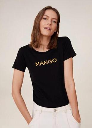 Черная футболка с надписью  mango свежая коллекция3 фото