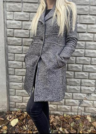 Шикарное брендовое пальто phard р.s