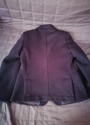 Шерстяной трикотажный пиджак для мальчика (темно-синий)4 фото
