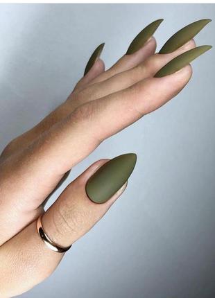 Гель лак кольору хакі, зелений