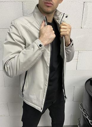 Чоловіча куртка