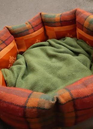 Двухсторонняя лежанка лежак  40×40 спальное место для кошек и собак3 фото