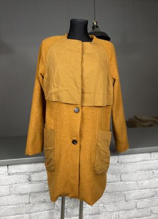 Пальто гірчичне регланом італійське пальто пальто горчичное регланом италийское пальто