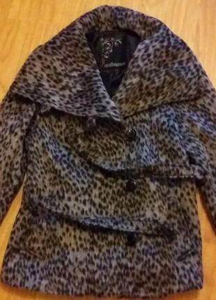 Шикарне пальто-шубка m-l