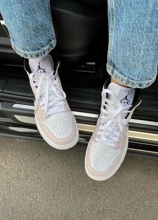 Кросівки air jordan white/light pink кроссовки8 фото