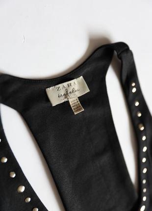 Zara чорна міні-сукня з металевим декором3 фото