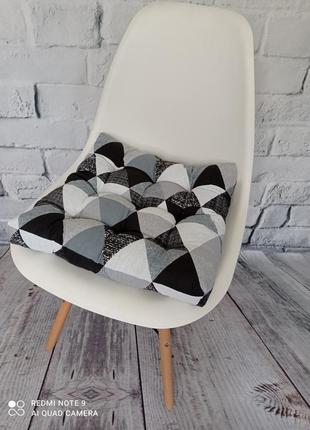 Подушка на стул