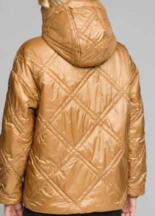Стильная дэми куртка,хит сезона, размер с.3 фото