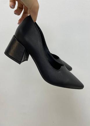 Ексклюзивні туфлі човники італійська шкіра чорні5 фото