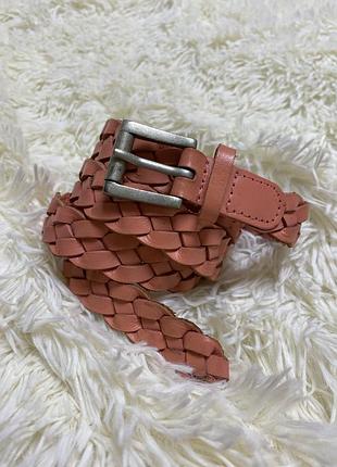 Шкіряний пасок на талію