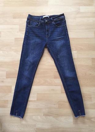 Суперові якісні джинси наш 44 розмір.  ( по бірці 28-29