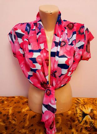 Яркая, актуальная блуза1 фото