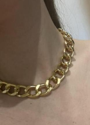 Стильная массивная крупная цепь цепочки на шею чокера под золото тренд, актуальная, модная.5 фото