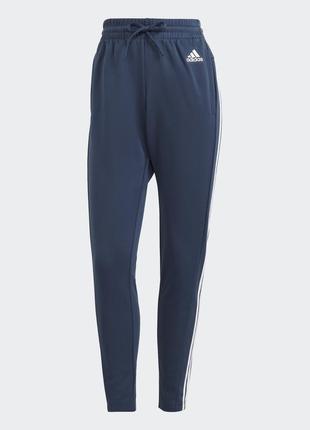 Спортивный женский костюм adidas careers team sports gp96136 фото