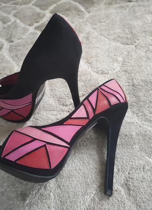 Туфли на каблуке красные розовые
