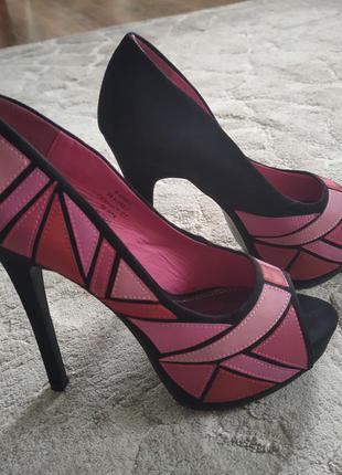 Туфли на каблуке красные розовые3 фото