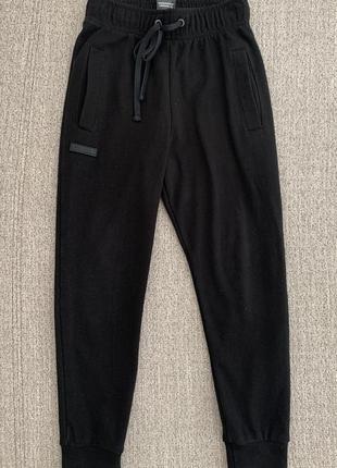 Брючки для мальчика 7 -8 лет