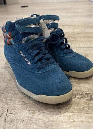 Новые кроссовки рибок reebok2 фото