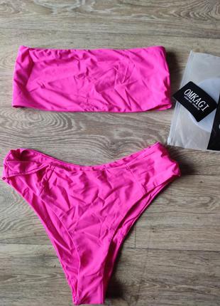 Яркий стильный купальник