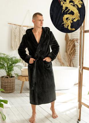 Черный мужской халат с индивидуальной вышивкой на спине2 фото