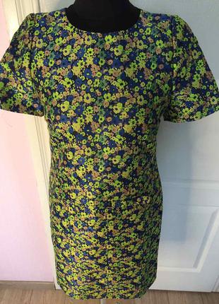 Вільне плаття з жаккарду з квітковим принтом, кислотно-квіткові мотиви в стилі 60-х, пряме9 фото