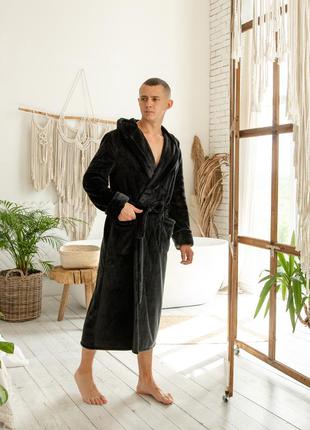 Черный мужской халат с именной вышивкой на спине8 фото