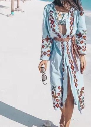 Платье вышиванка zara