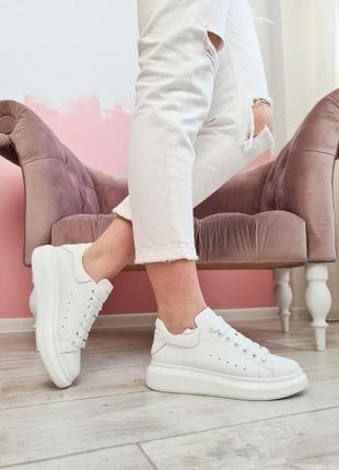 Жіночі кросівки a. mcqueen білі знижка sale | жіночі кросівки білі знижка