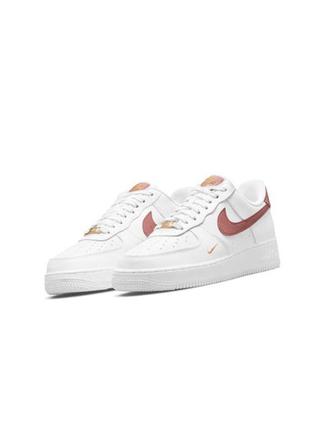 Кроссовки женские nike air force 1 rust белые/розовые (найк аир форс, кроссівки білі)3 фото